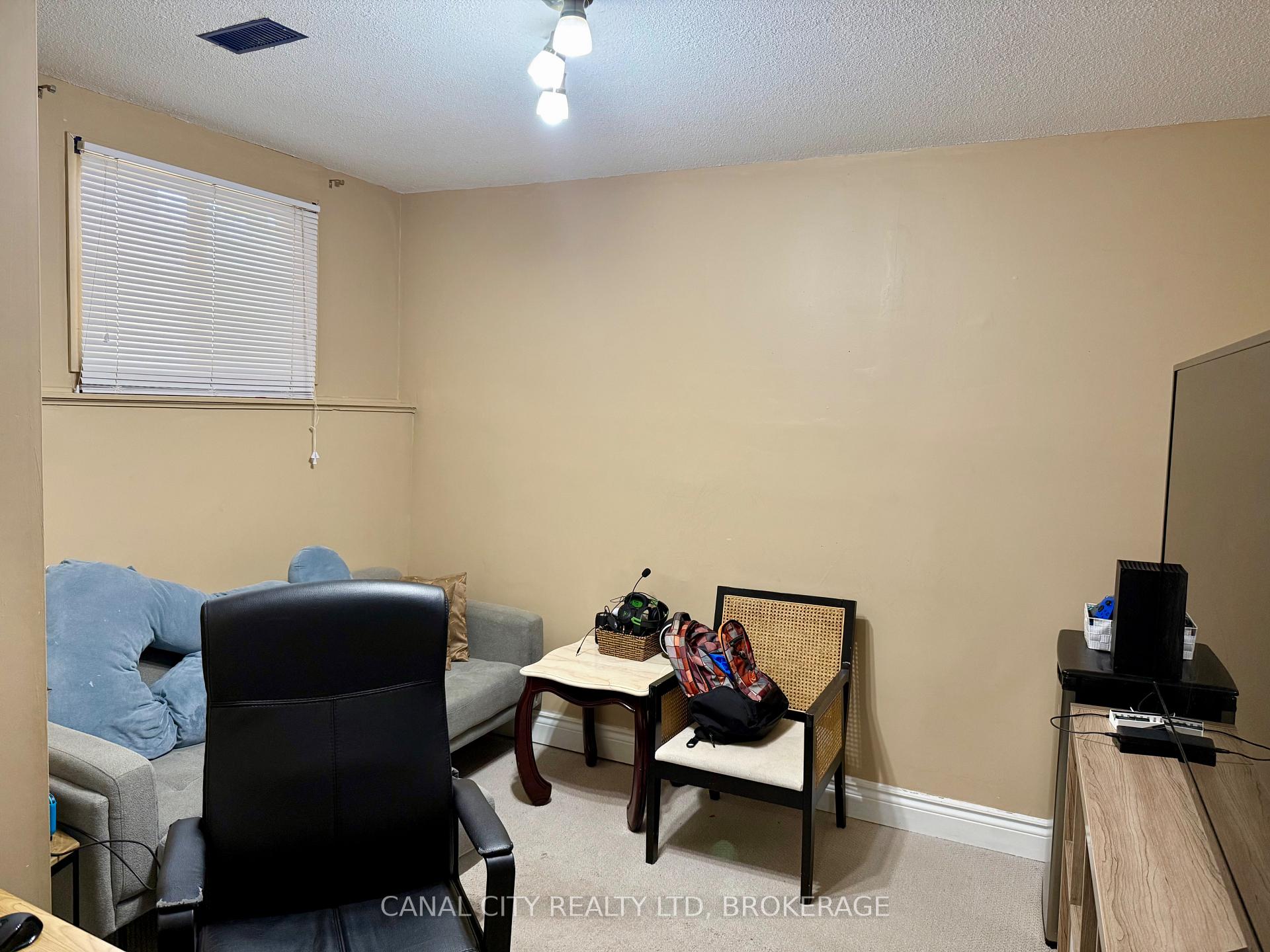 Photo 25 of 29 Baxter Crescent, Thorold, Confederation Heights — HOMEH