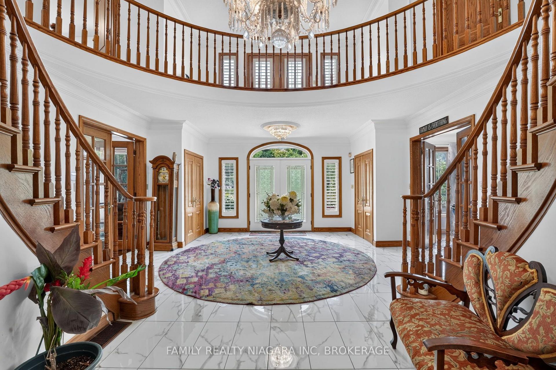 Photo 7 of 6820 Mountain Road, Niagara Falls, Stamford — HOMEH
