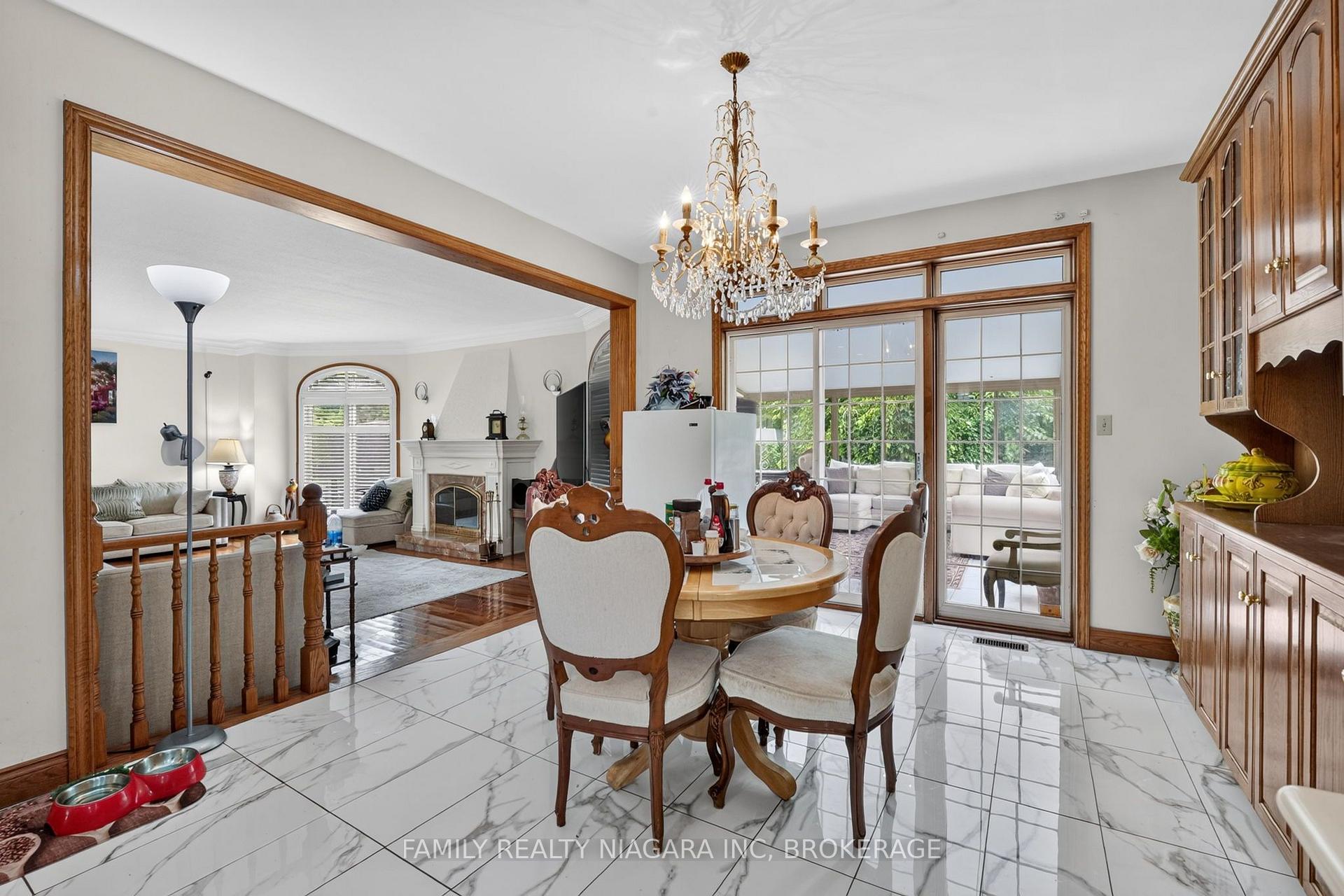 Photo 14 of 6820 Mountain Road, Niagara Falls, Stamford — HOMEH