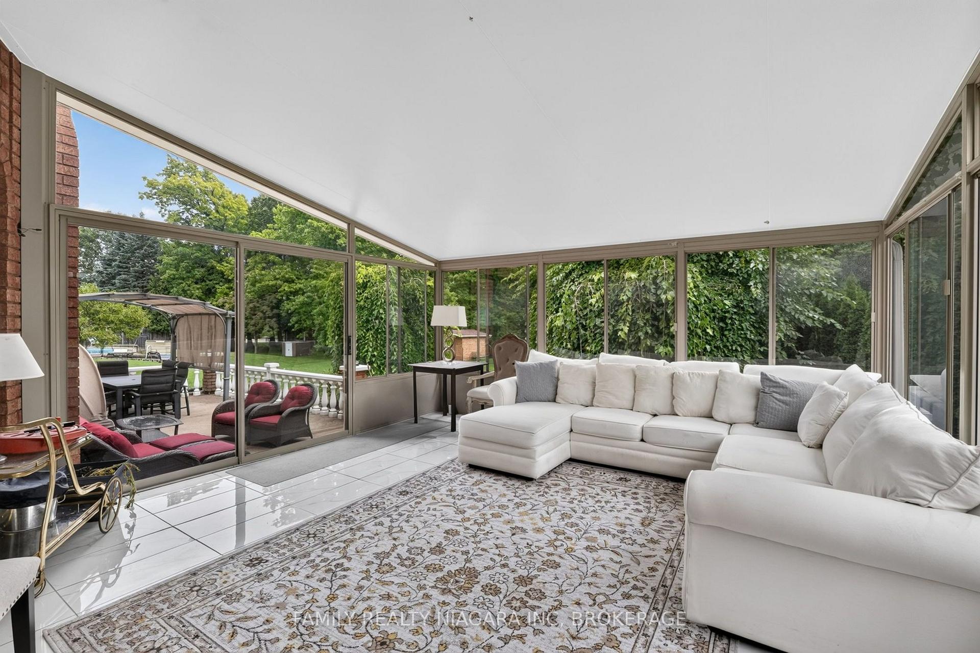 Photo 38 of 6820 Mountain Road, Niagara Falls, Stamford — HOMEH