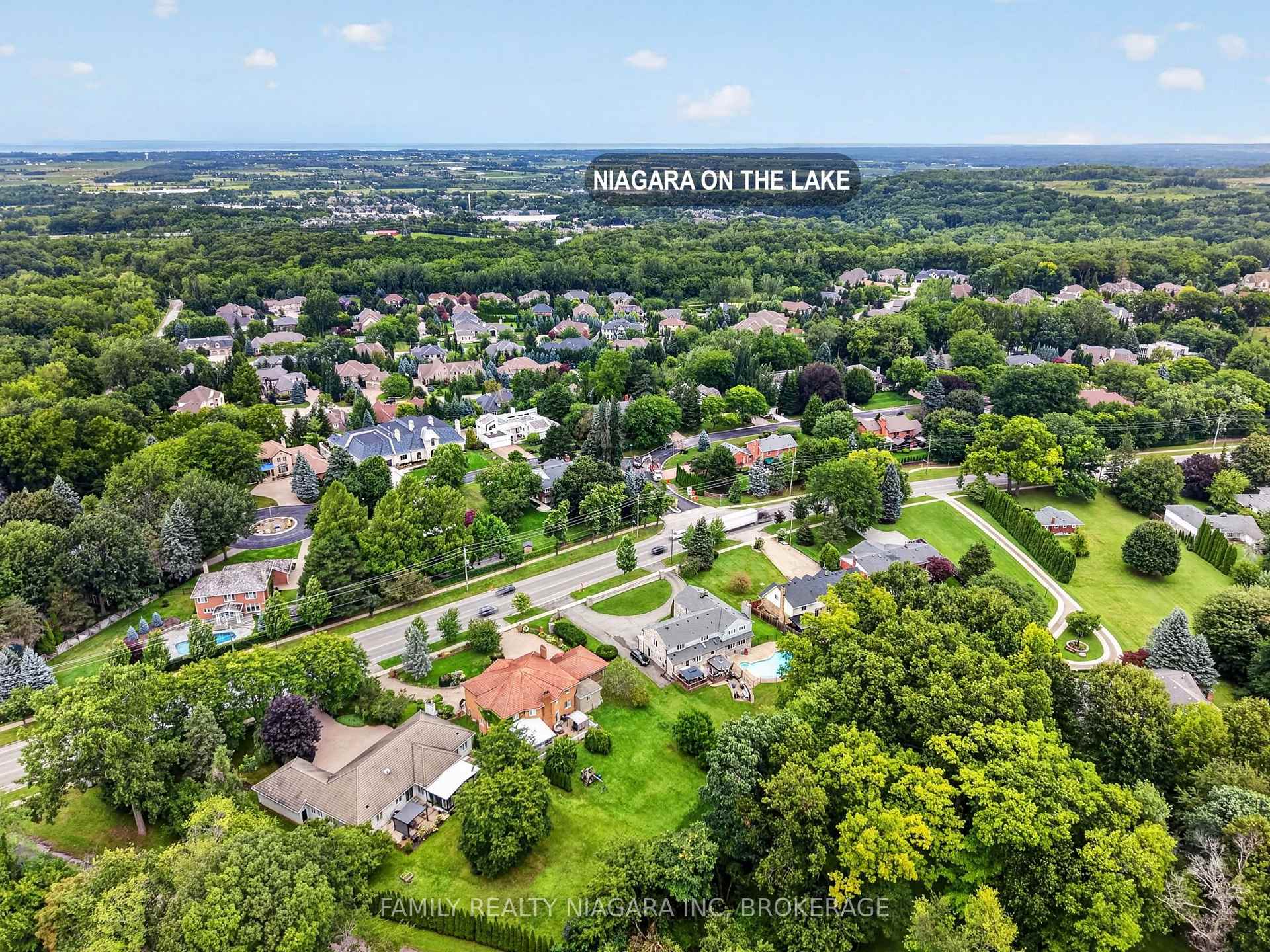 Photo 45 of 6820 Mountain Road, Niagara Falls, Stamford — HOMEH
