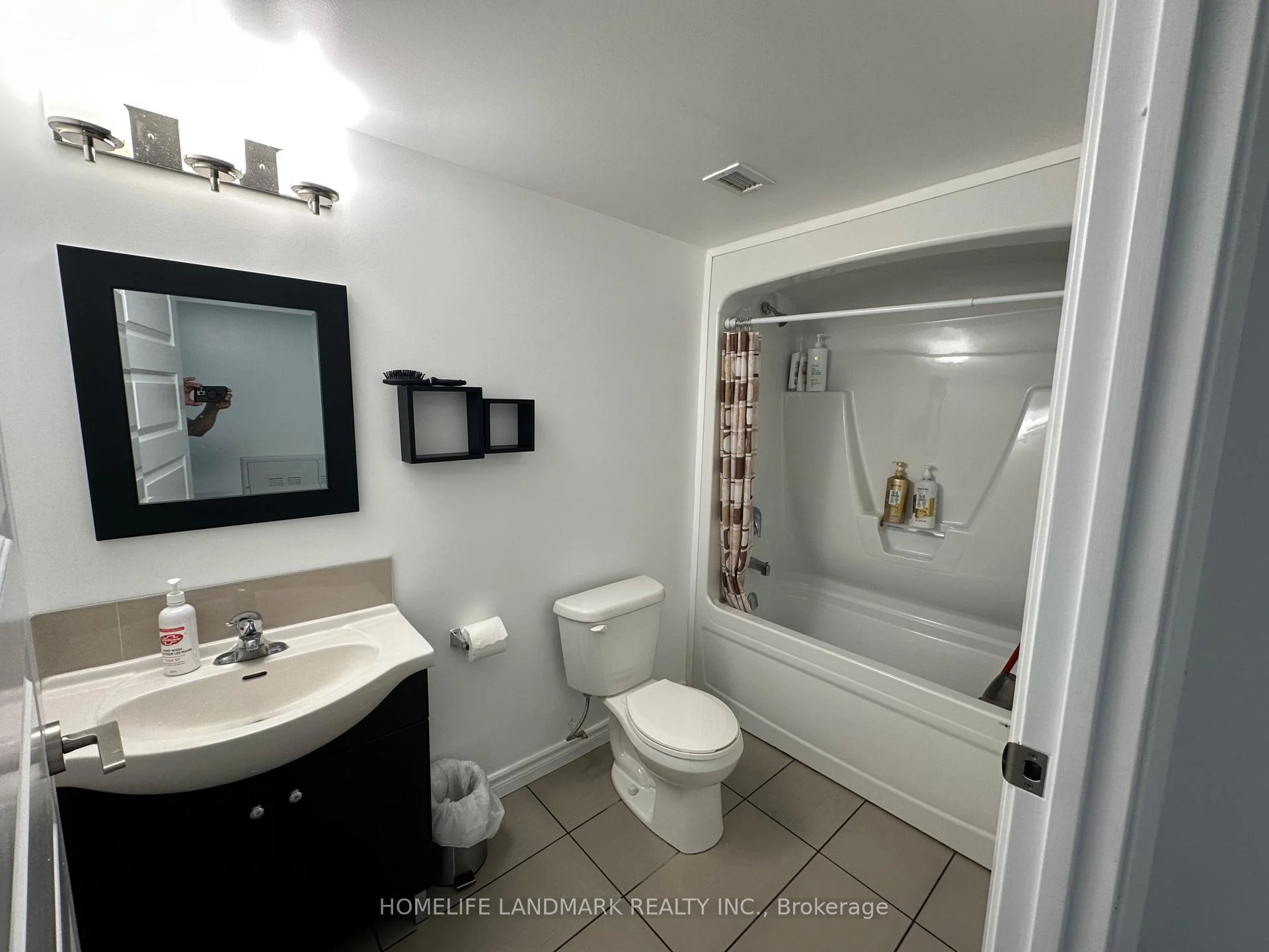 Photo 18 of Unit 2004, 158 King Street N, Waterloo, Beechwood/University — HOMEH