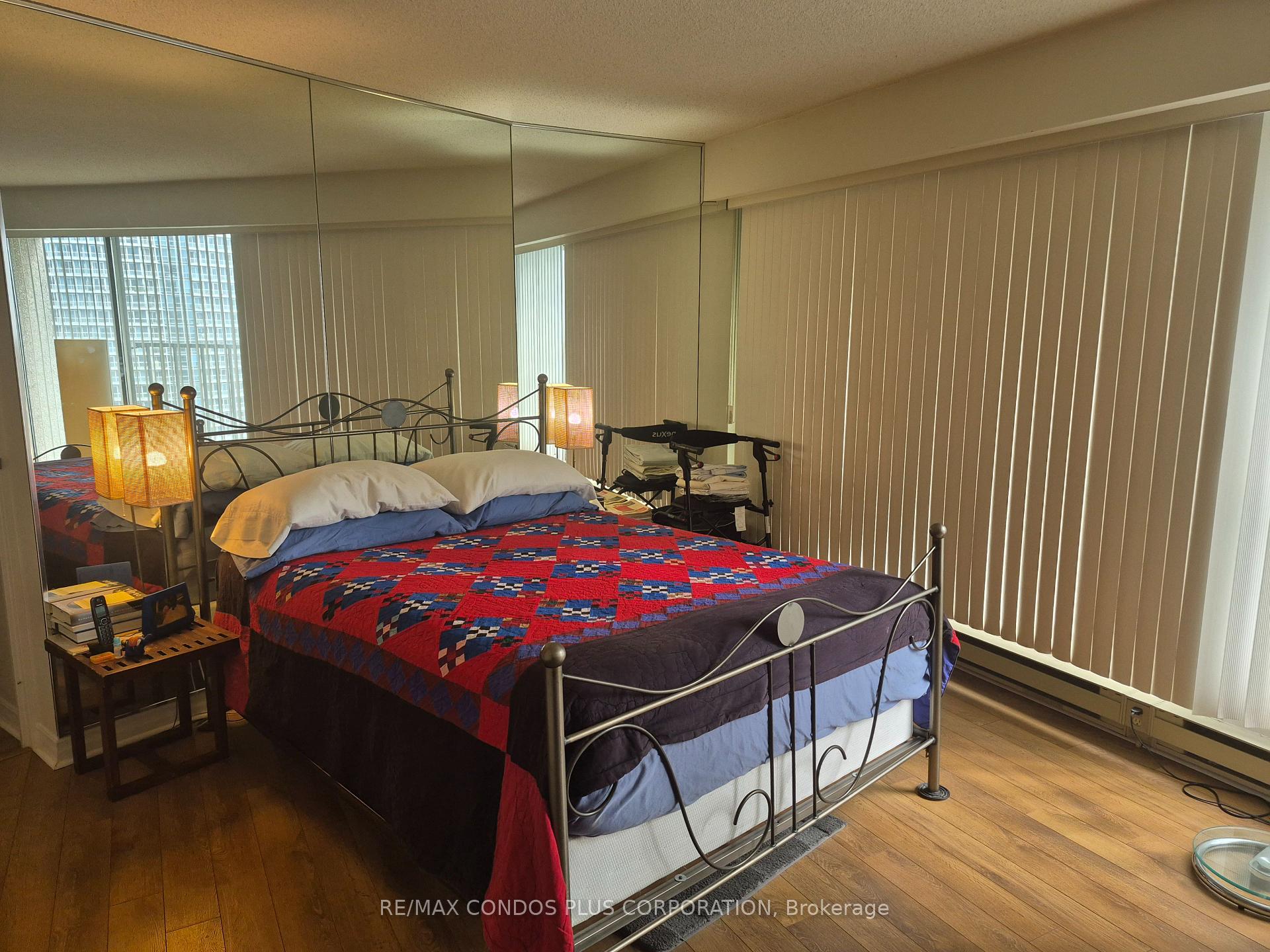 Photo 9 of Unit 1914, 55 Harbour Square, Toronto, Waterfront Communities — HOMEH