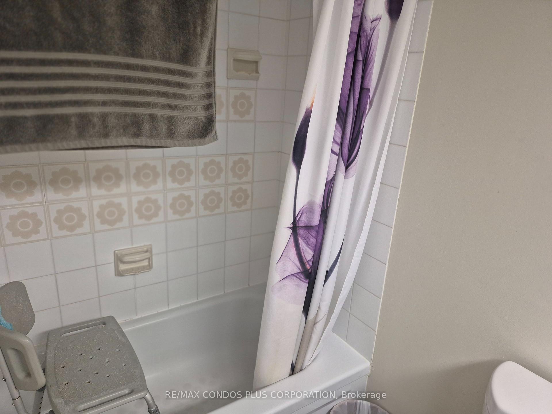 Photo 18 of Unit 1914, 55 Harbour Square, Toronto, Waterfront Communities — HOMEH