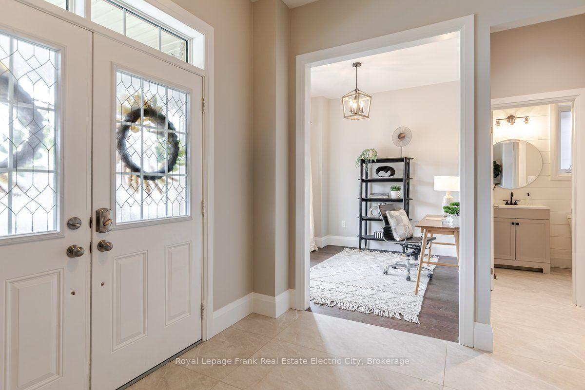 Photo 4 of 133 Highlands Boulevard, Cavan Monaghan, Cavan Twp — HOMEH