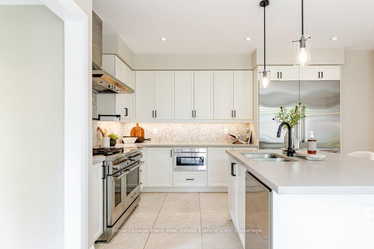 Photo 22 of 133 Highlands Boulevard, Cavan Monaghan, Cavan Twp — HOMEH