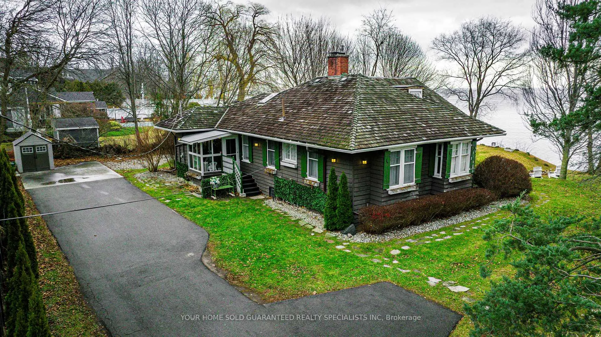 Photo 1 of 227 Green Street, Burlington, Brant — HOMEH