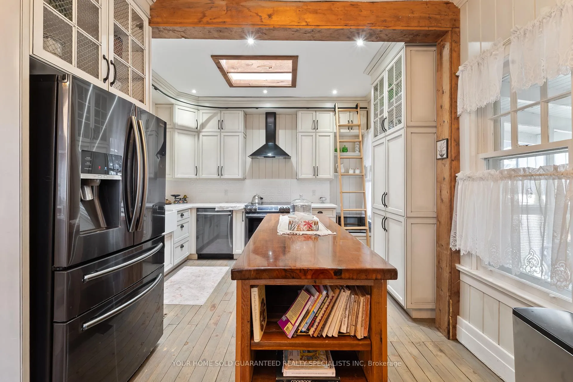 Photo 7 of 227 Green Street, Burlington, Brant — HOMEH