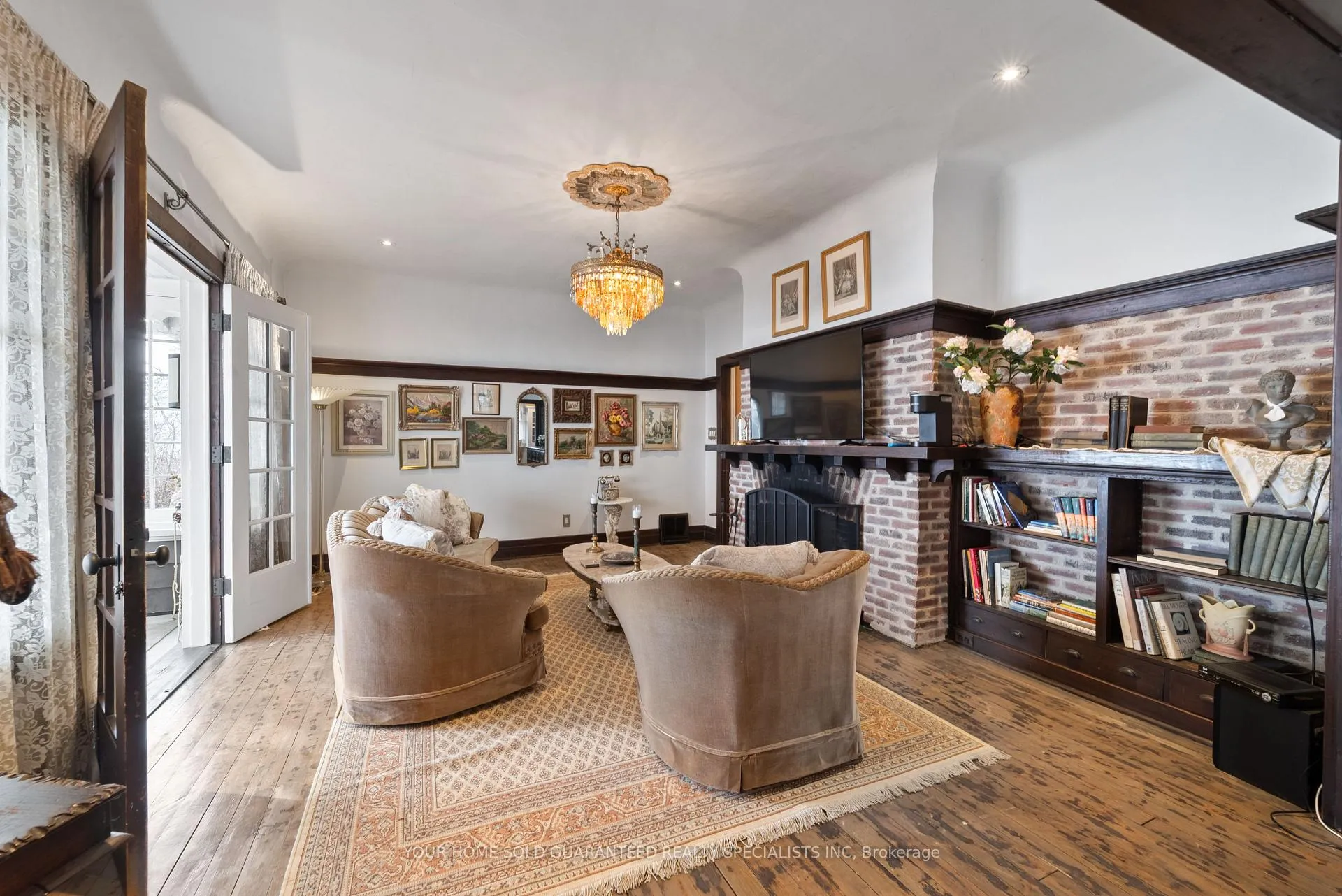 Photo 10 of 227 Green Street, Burlington, Brant — HOMEH