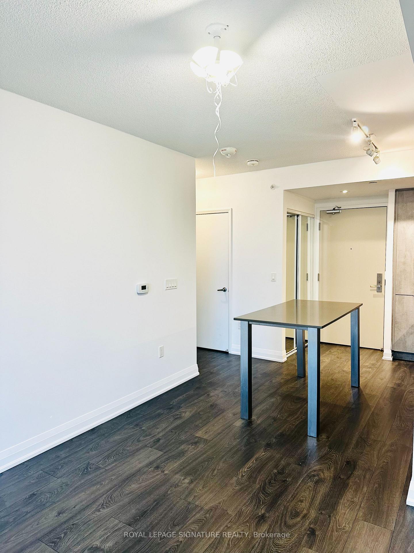 Photo 8 of Unit 1704, 30 Gibbs Road, Etobicoke, Islington-City Centre West — HOMEH