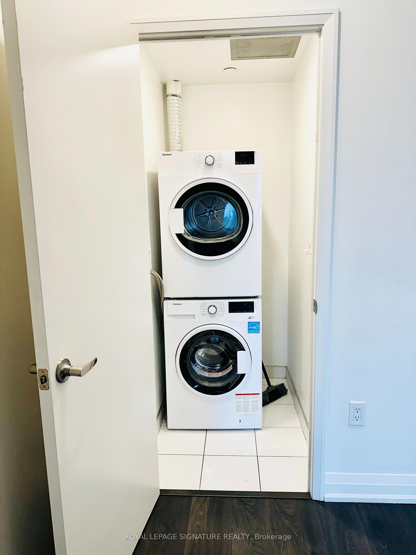 Photo 11 of Unit 1704, 30 Gibbs Road, Etobicoke, Islington-City Centre West — HOMEH