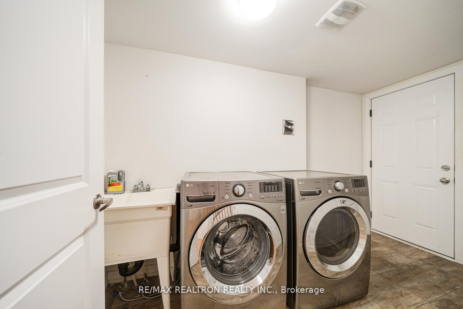 Photo 8 of 119 Cornell Rouge Boulevard, Markham, Cornell — HOMEH