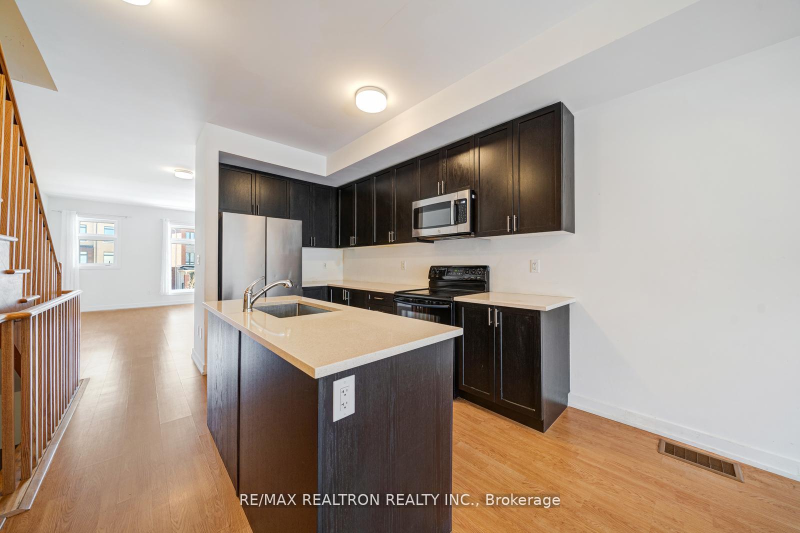 Photo 14 of 119 Cornell Rouge Boulevard, Markham, Cornell — HOMEH