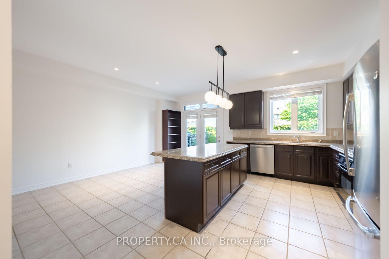 Photo 13 of 50 Winners Circle, Toronto, The Beaches — HOMEH