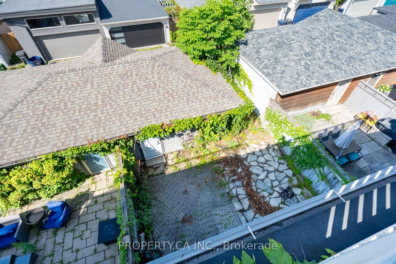 Photo 32 of 50 Winners Circle, Toronto, The Beaches — HOMEH