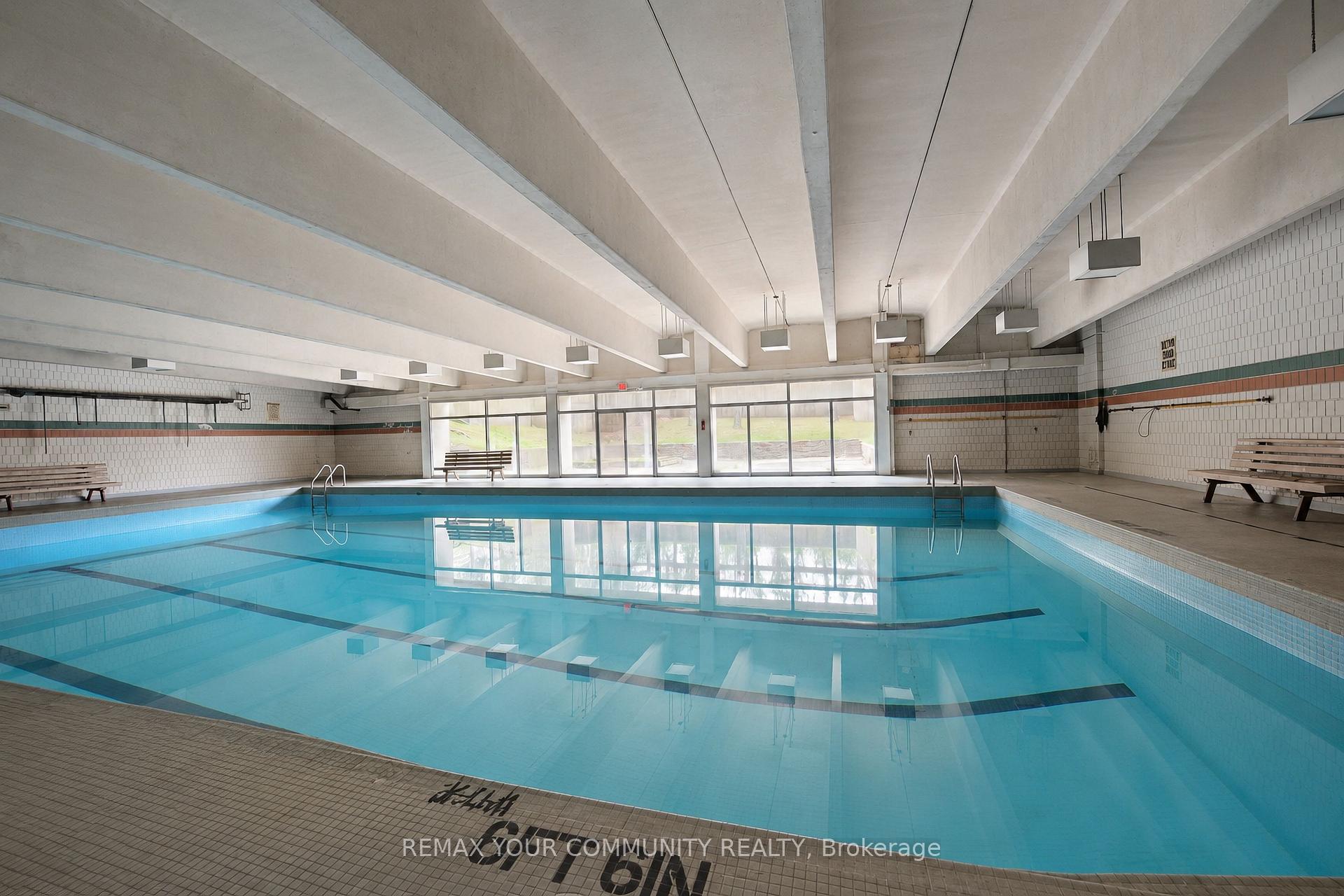Photo 2 of Unit 1105, 100 Leeward Glenway, Toronto, Flemingdon Park — HOMEH