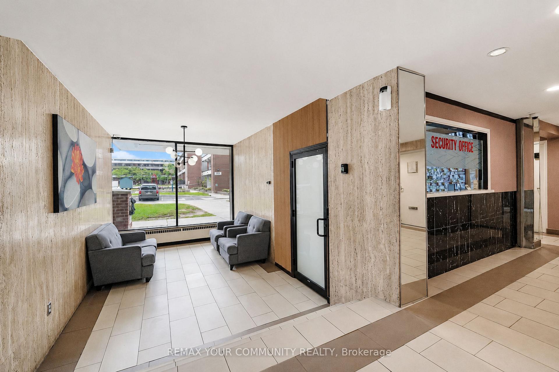 Photo 8 of Unit 1105, 100 Leeward Glenway, Toronto, Flemingdon Park — HOMEH