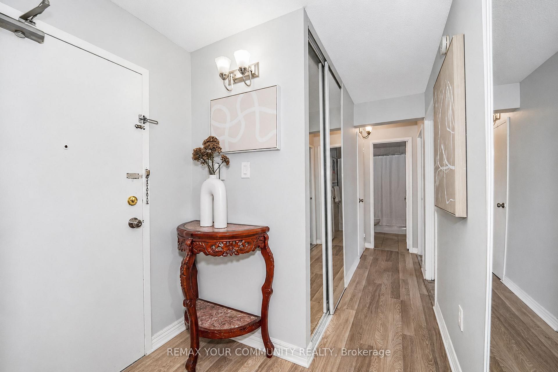 Photo 10 of Unit 1105, 100 Leeward Glenway, Toronto, Flemingdon Park — HOMEH