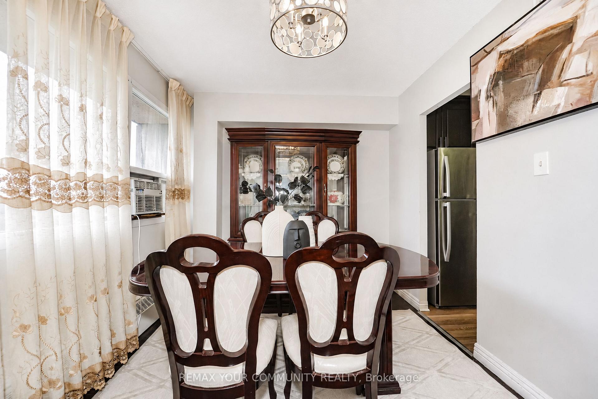 Photo 23 of Unit 1105, 100 Leeward Glenway, Toronto, Flemingdon Park — HOMEH