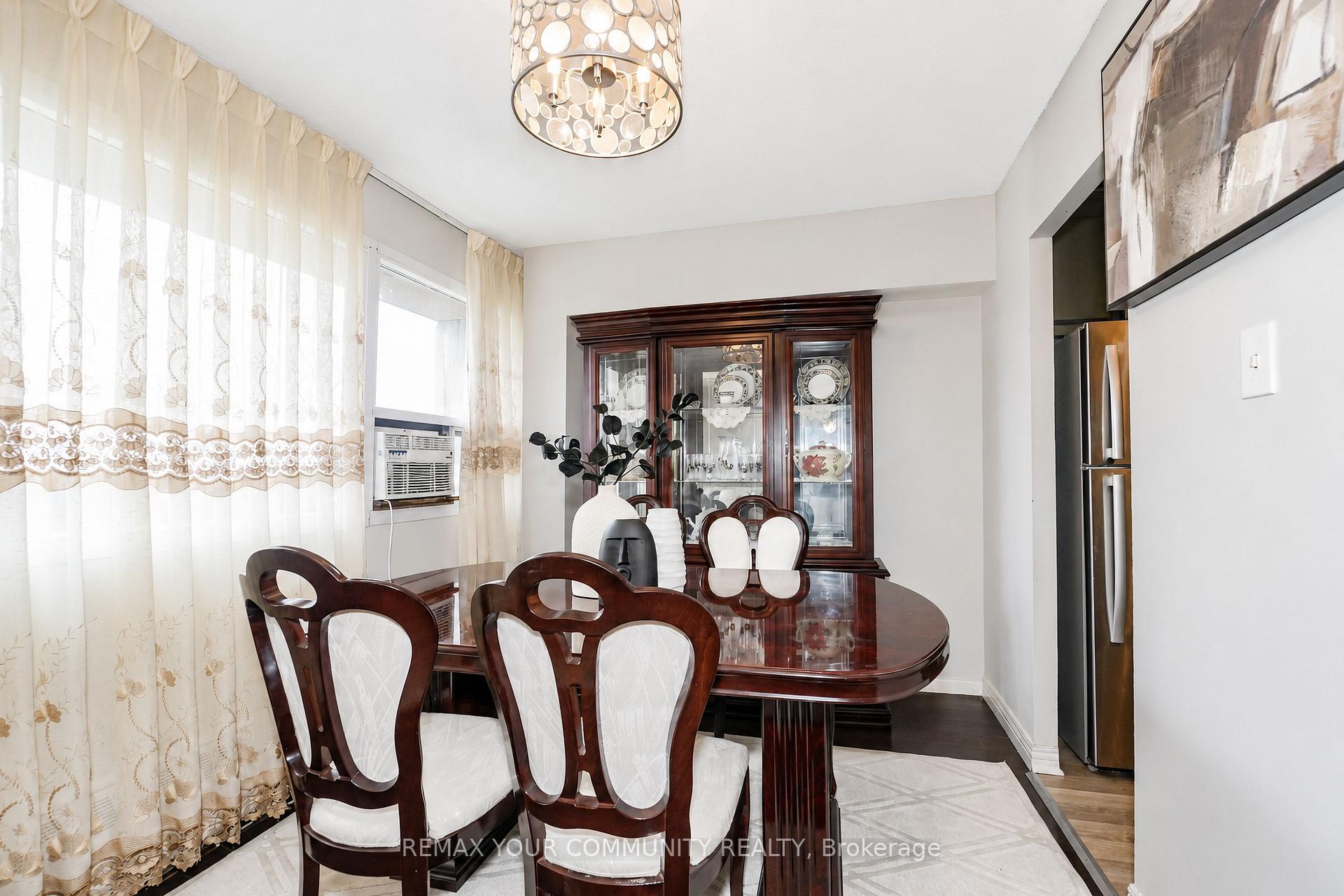 Photo 24 of Unit 1105, 100 Leeward Glenway, Toronto, Flemingdon Park — HOMEH