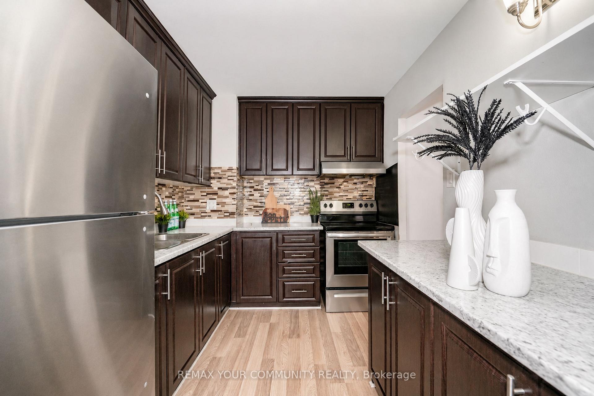 Photo 27 of Unit 1105, 100 Leeward Glenway, Toronto, Flemingdon Park — HOMEH