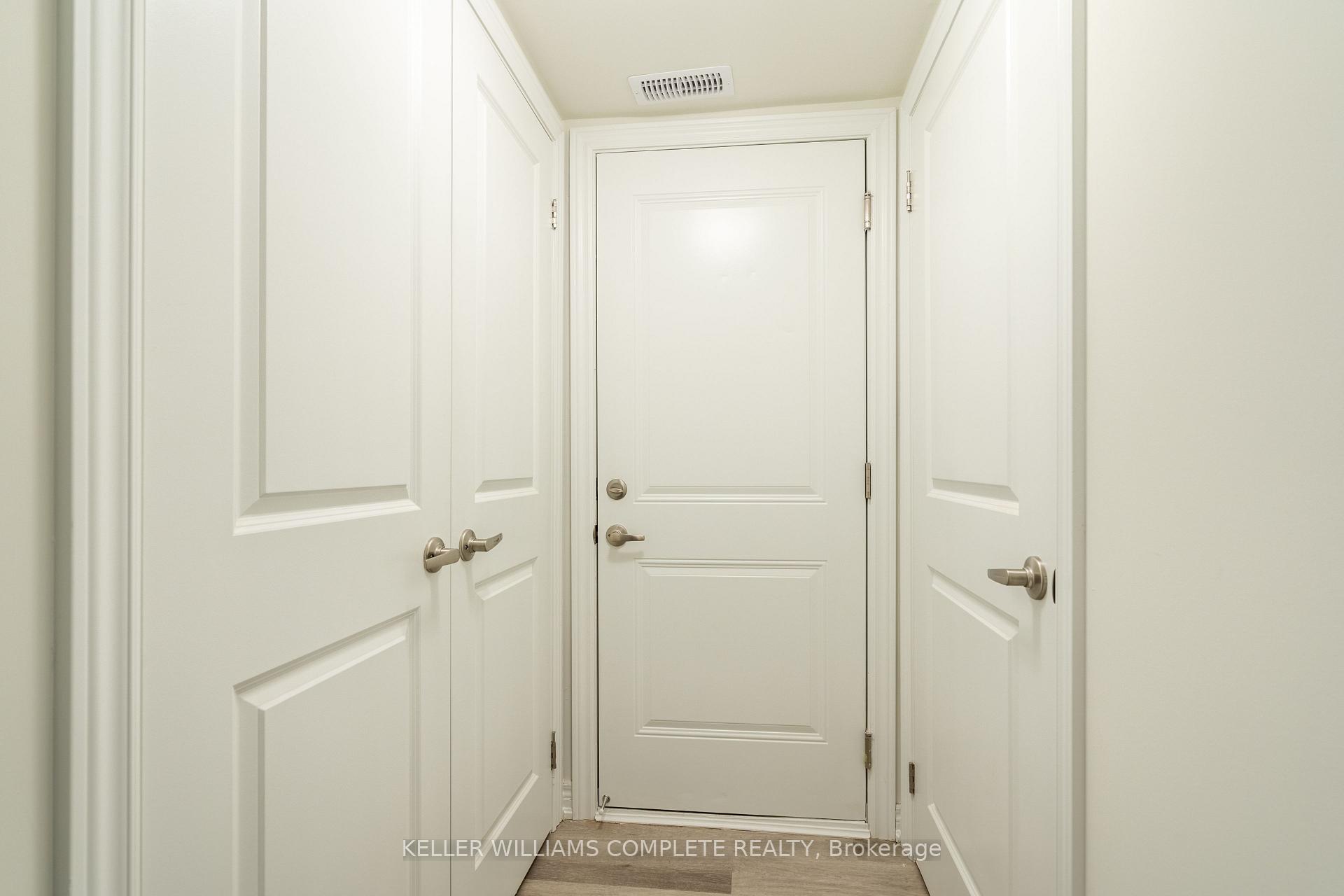 Photo 9 of 23 Dryden Lane, Hamilton, McQuesten — HOMEH