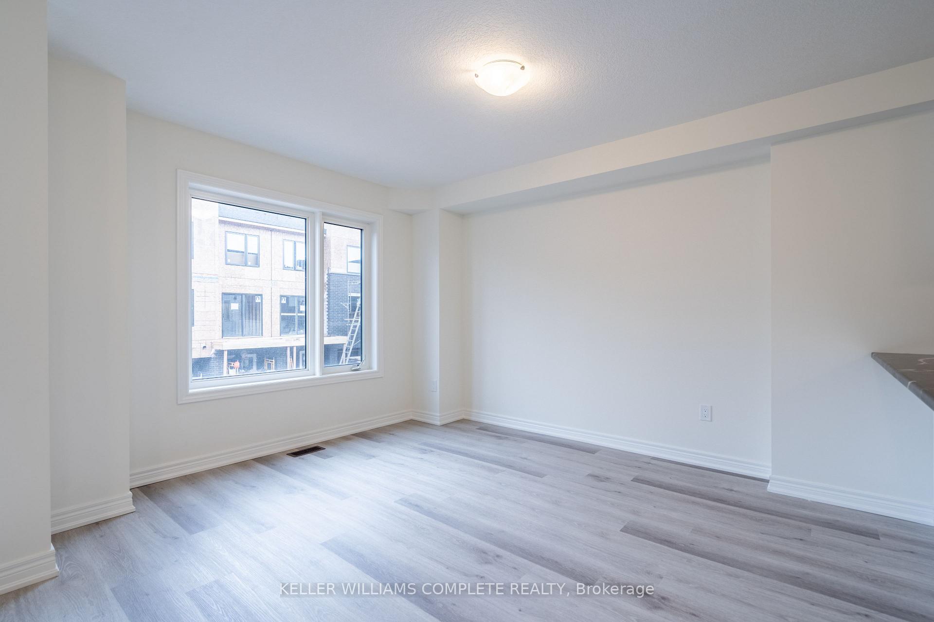 Photo 15 of 23 Dryden Lane, Hamilton, McQuesten — HOMEH