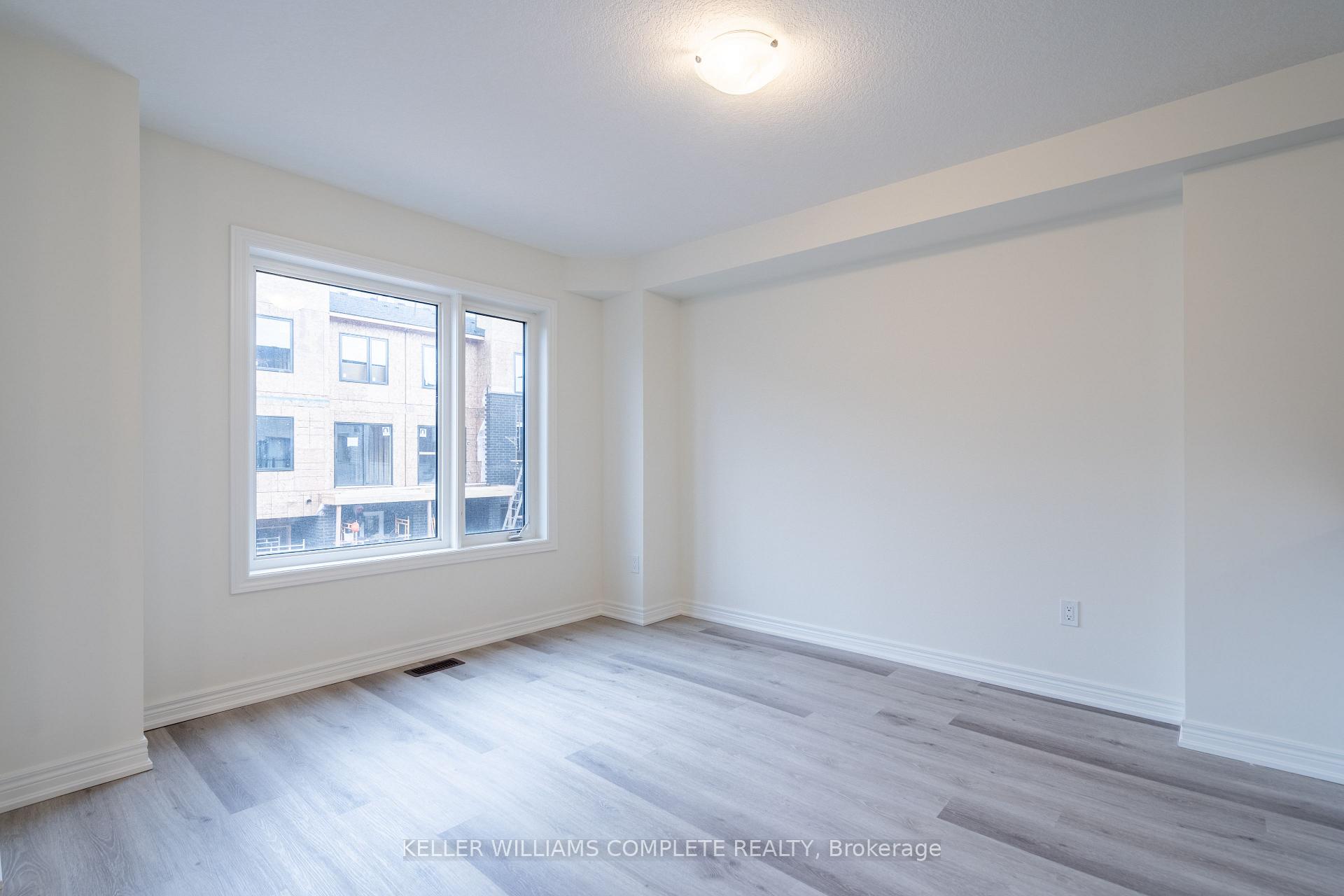 Photo 16 of 23 Dryden Lane, Hamilton, McQuesten — HOMEH