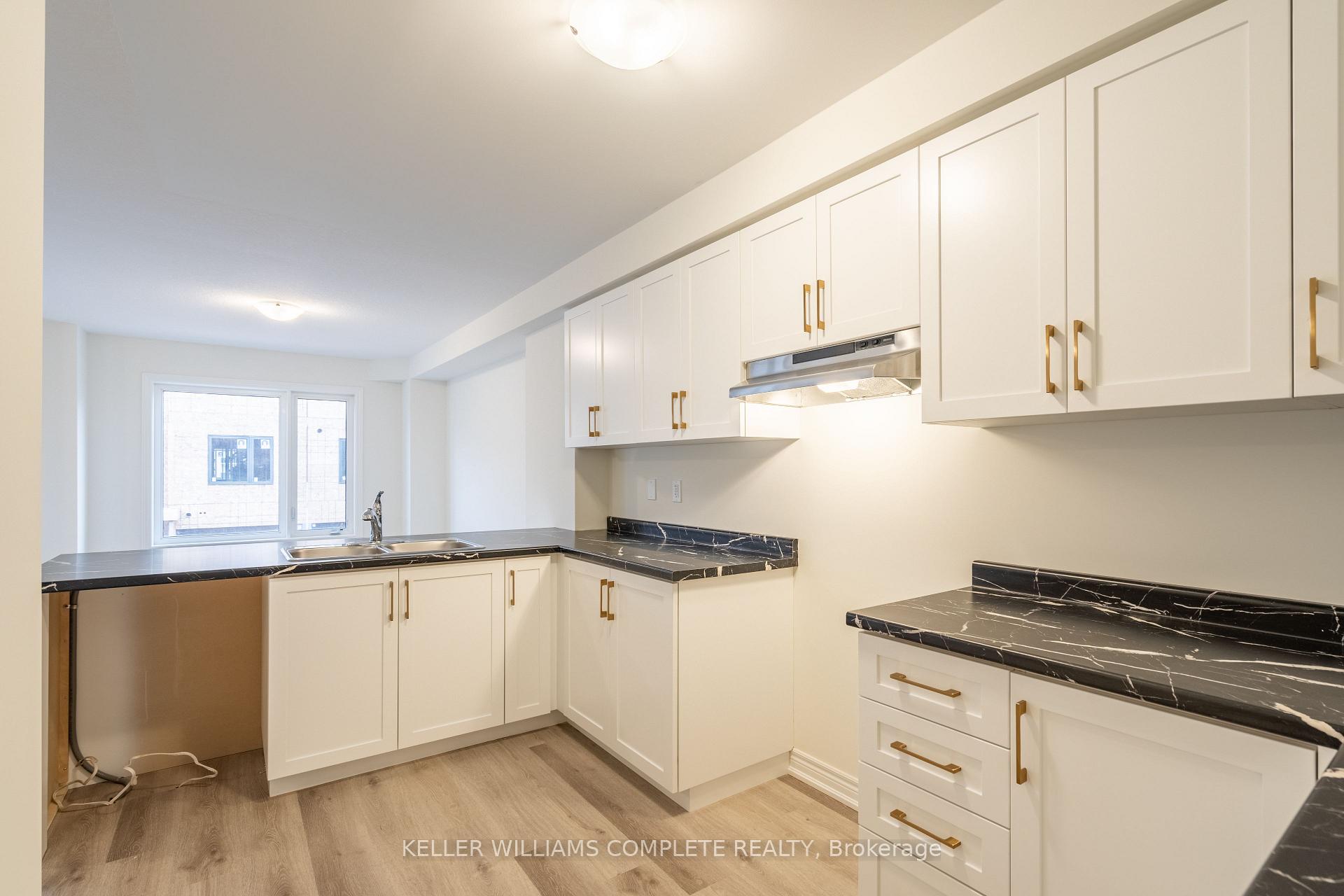 Photo 24 of 23 Dryden Lane, Hamilton, McQuesten — HOMEH