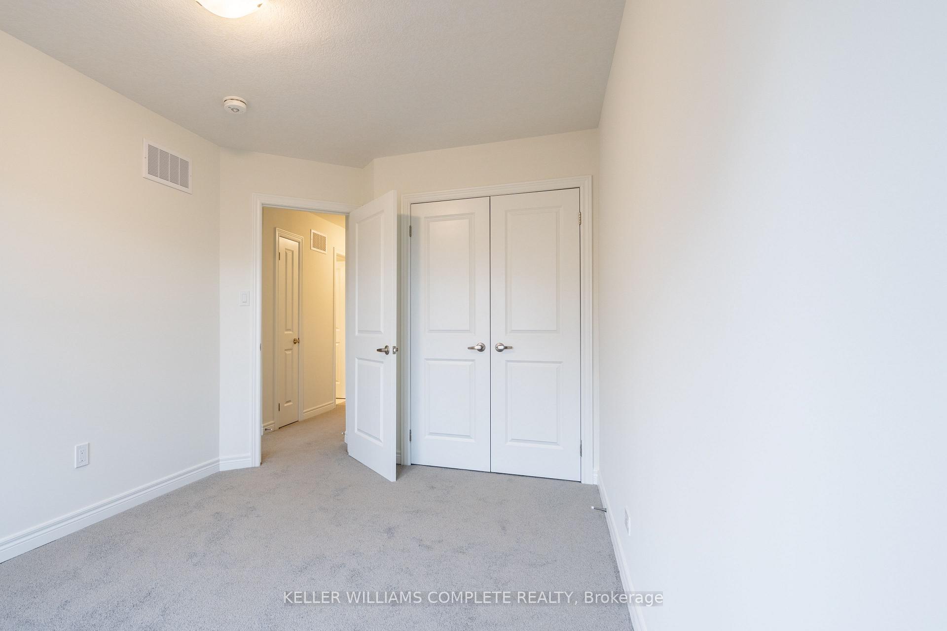 Photo 33 of 23 Dryden Lane, Hamilton, McQuesten — HOMEH