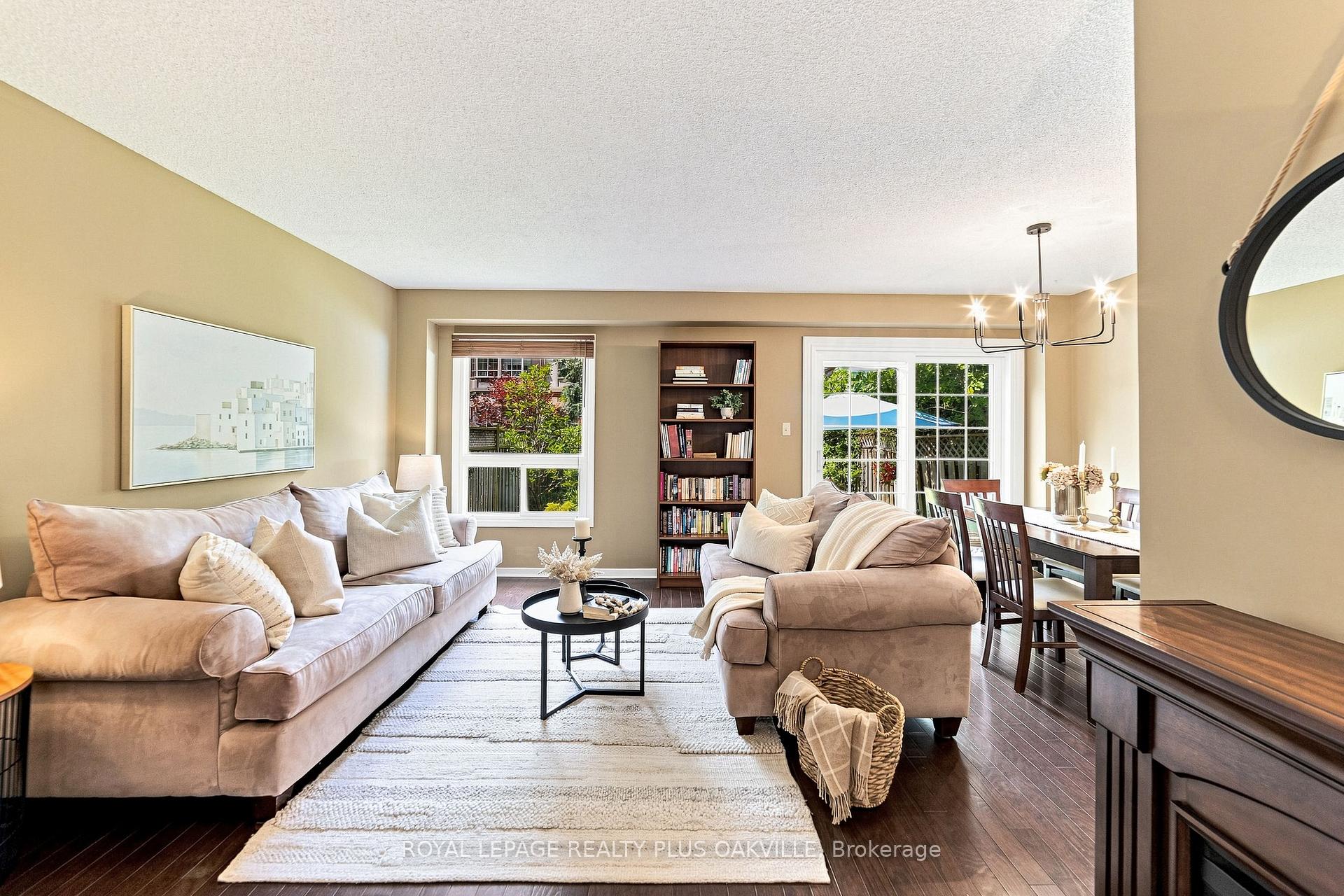 Photo 17 of 1221 Hedgestone Crescent, Oakville, Glen Abbey — HOMEH