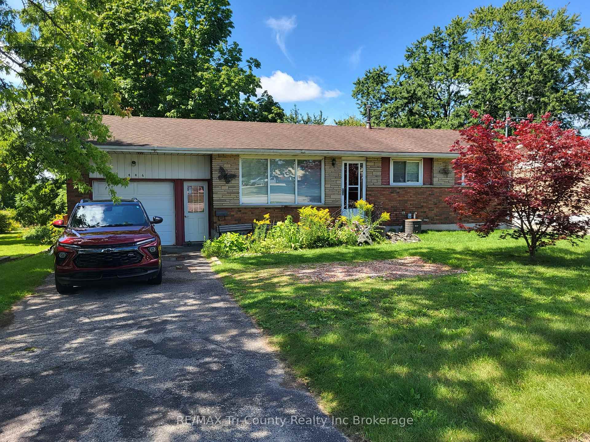 Photo of 446 Norwich Avenue