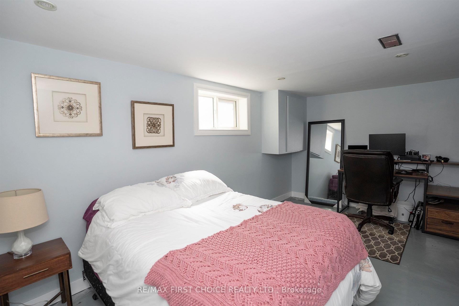 Photo 24 of 423 Marks Street S, Thunder Bay, Hyde Park — HOMEH