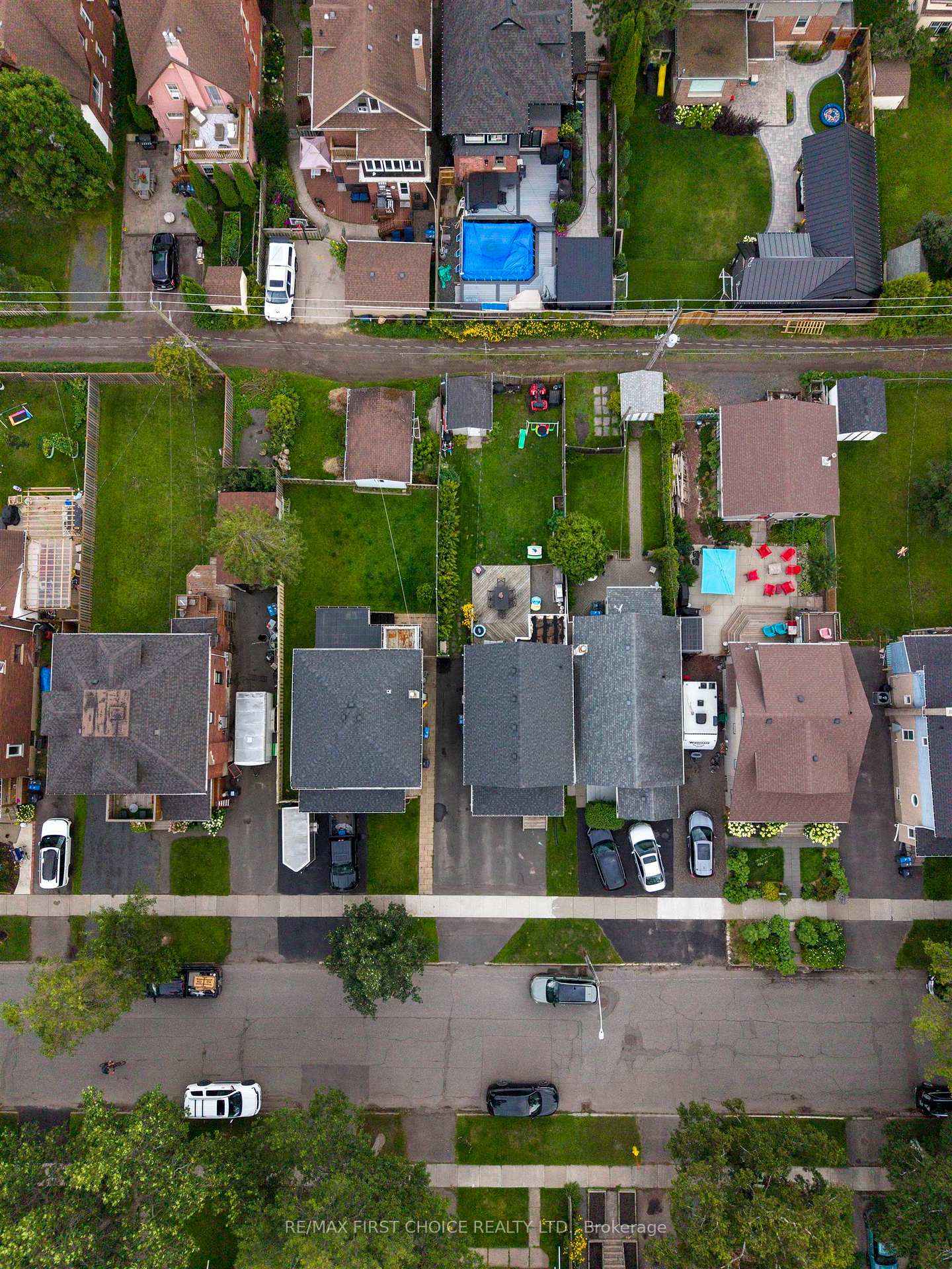 Photo 36 of 423 Marks Street S, Thunder Bay, Hyde Park — HOMEH