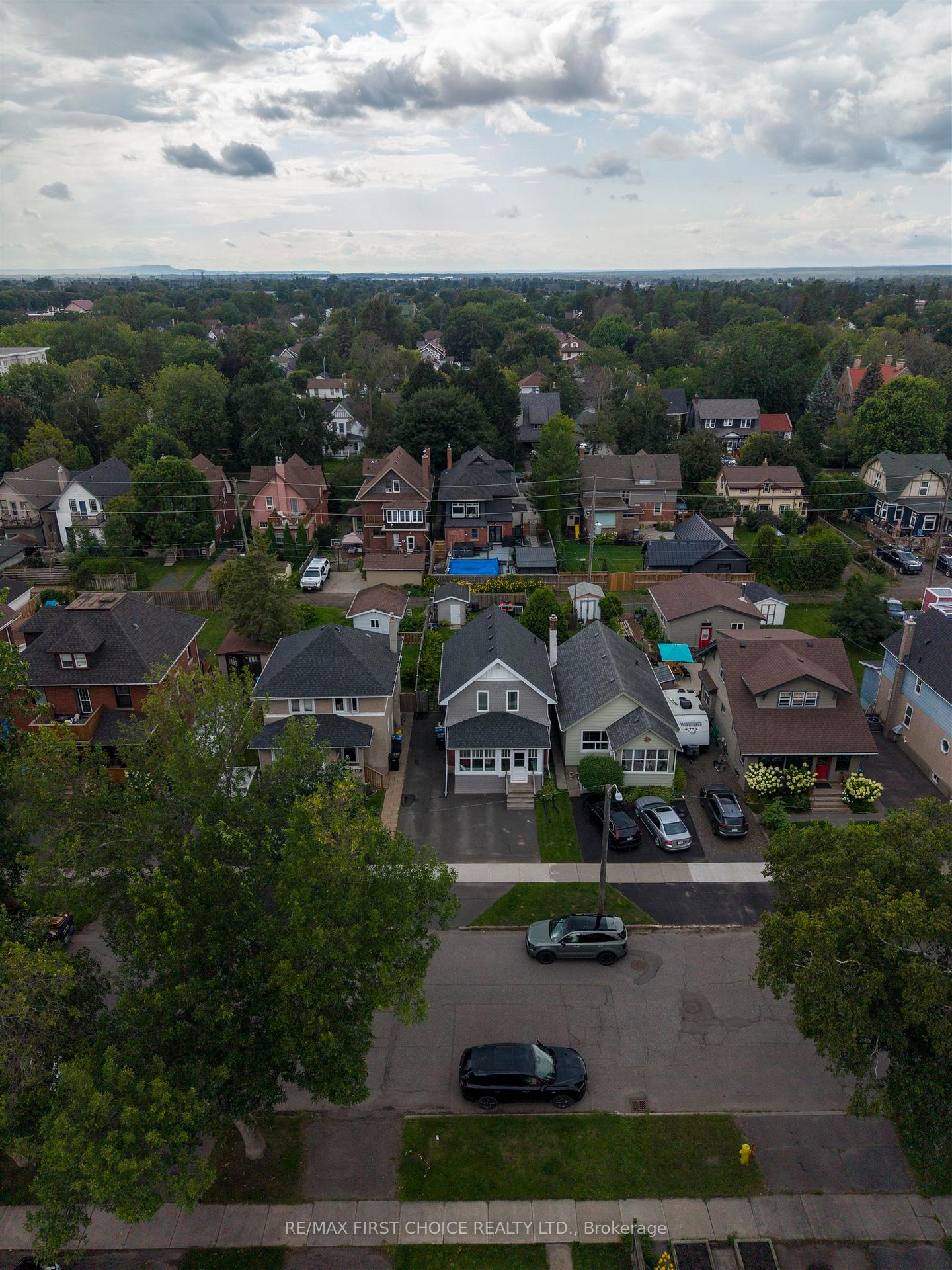 Photo 37 of 423 Marks Street S, Thunder Bay, Hyde Park — HOMEH
