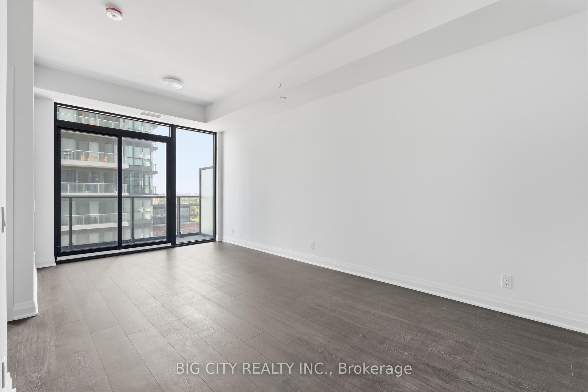 Photo 4 of Unit 1005, 25 Frederick Todd Way, Toronto, Thorncliffe Park — HOMEH