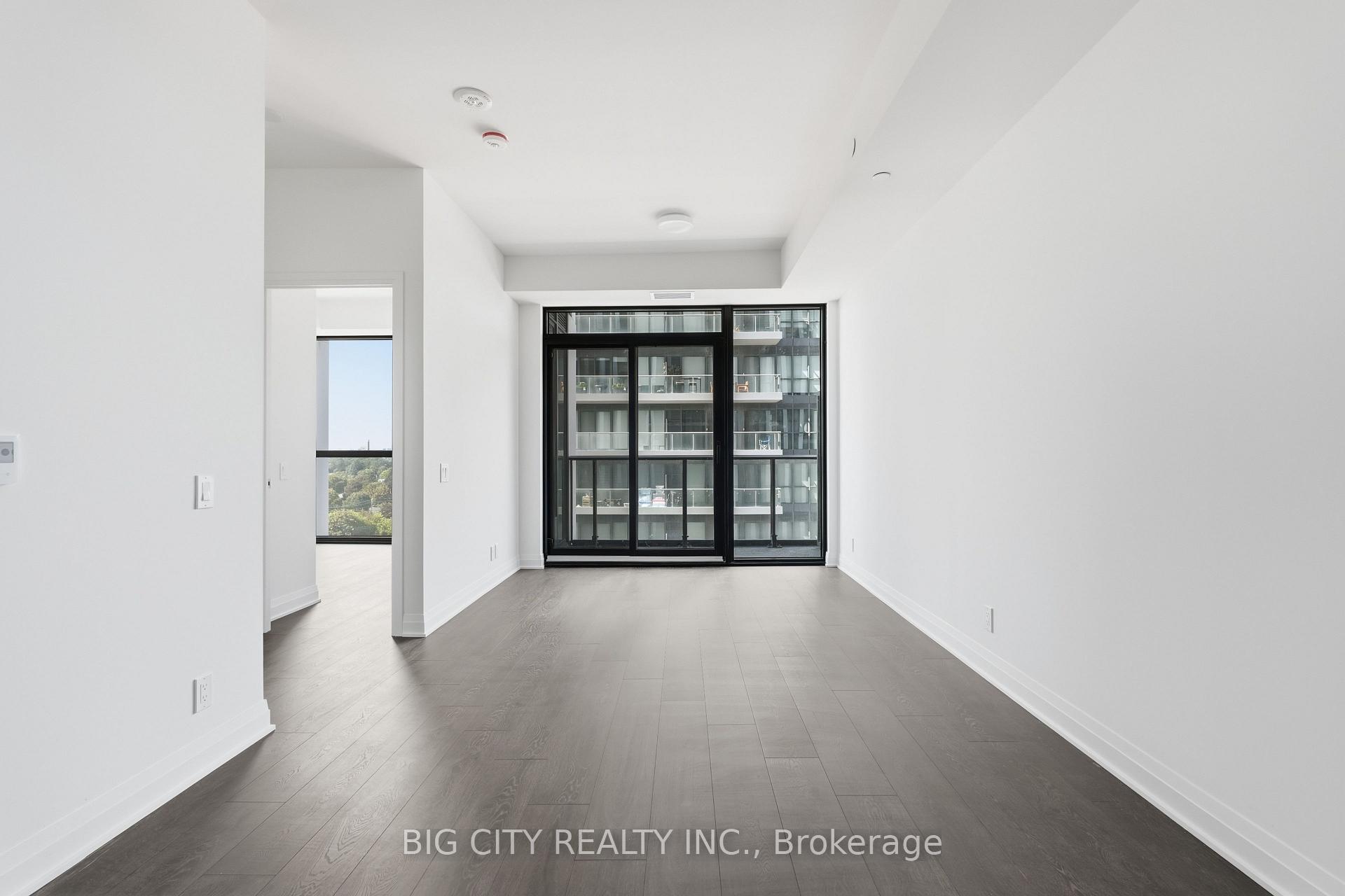 Photo 5 of Unit 1005, 25 Frederick Todd Way, Toronto, Thorncliffe Park — HOMEH