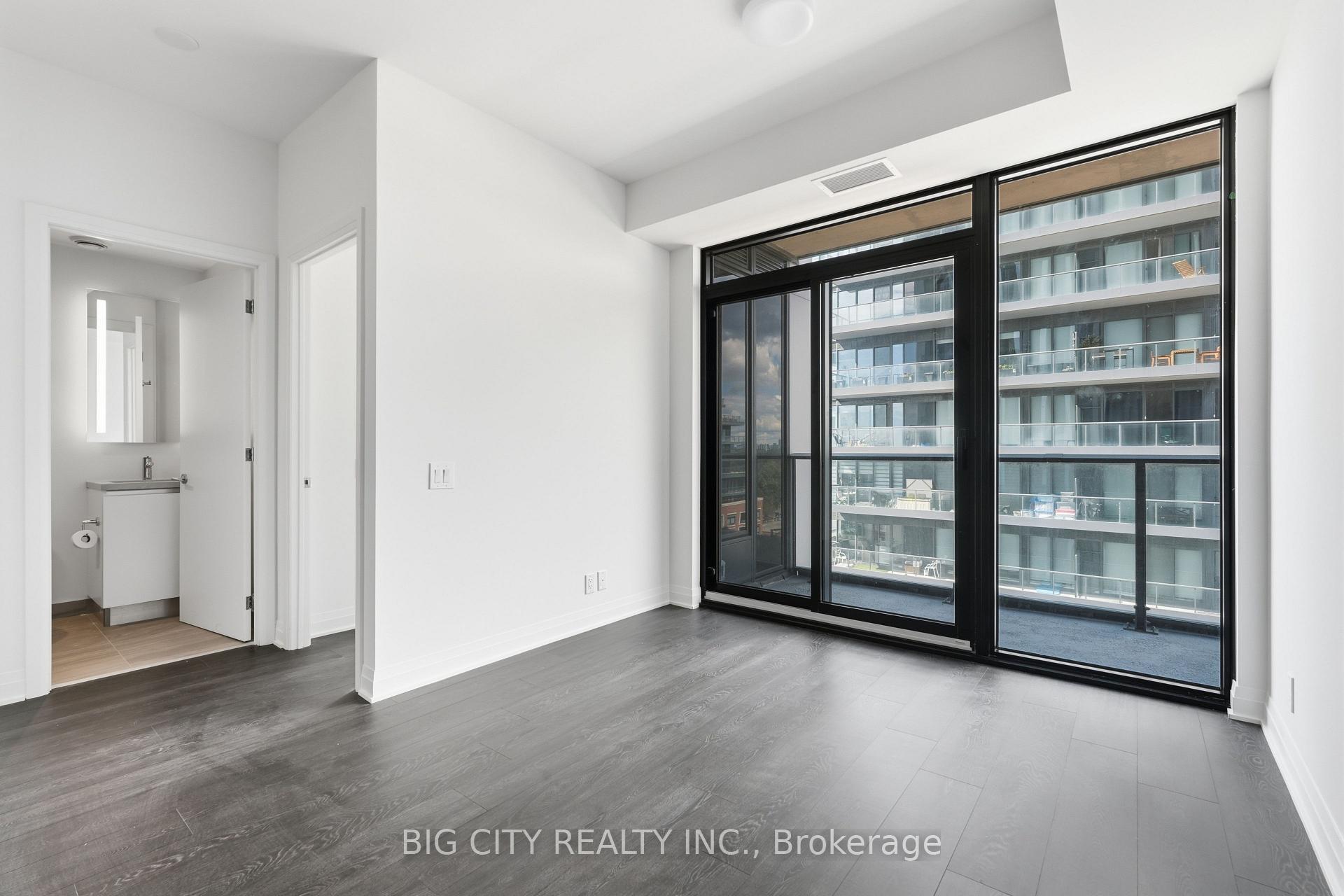 Photo 12 of Unit 1005, 25 Frederick Todd Way, Toronto, Thorncliffe Park — HOMEH