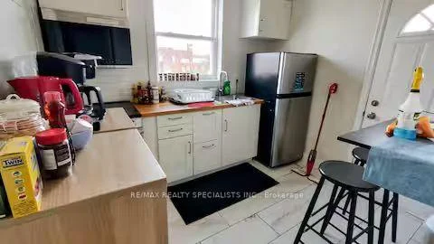 Photo 8 of Unit Apt 2, 1064 Barton Street, Hamilton, Crown Point — HOMEH