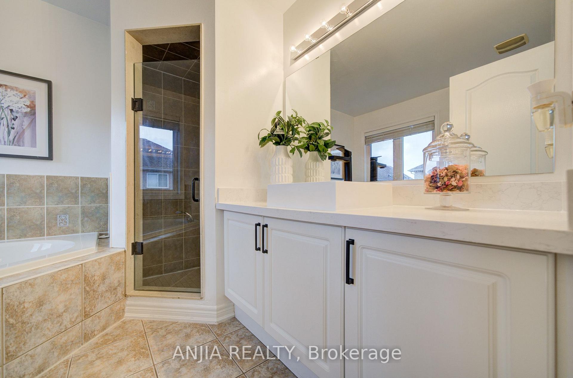 Photo 34 of 73 Hawksbury Road, Markham, Wismer — HOMEH