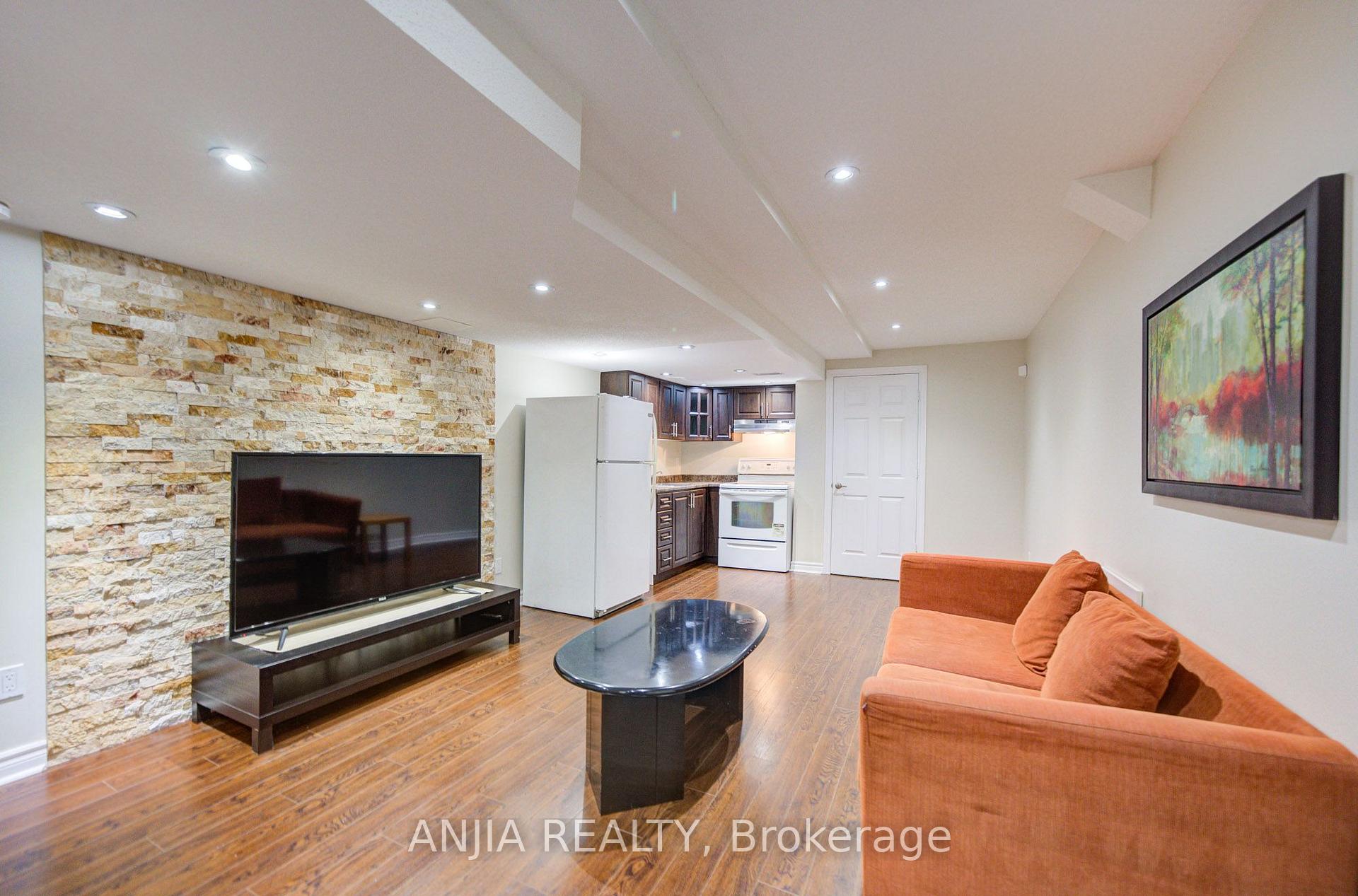 Photo 43 of 73 Hawksbury Road, Markham, Wismer — HOMEH