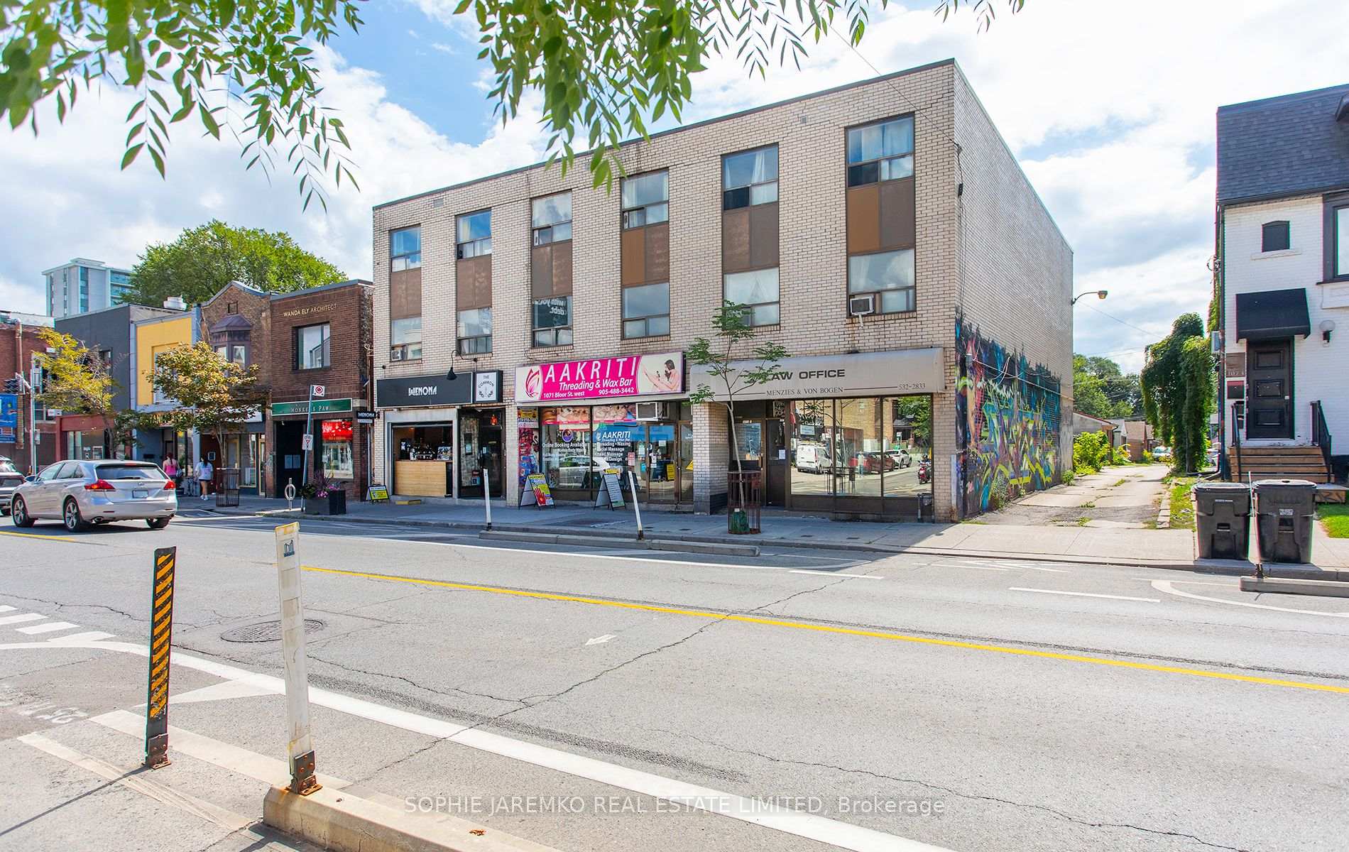 Front of Unit 3, 1071A Bloor Street W