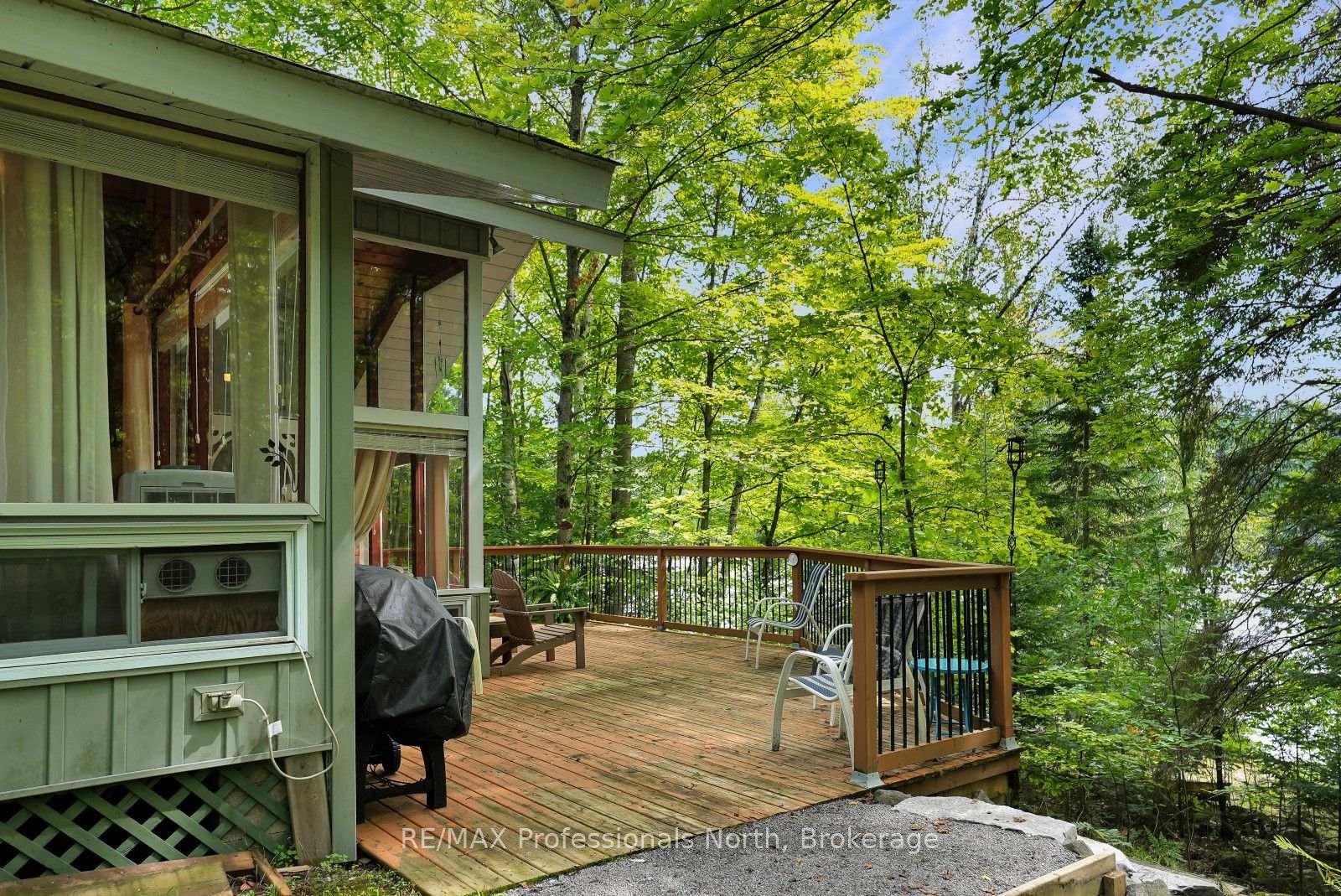 Photo of 1041 Penny Lane
