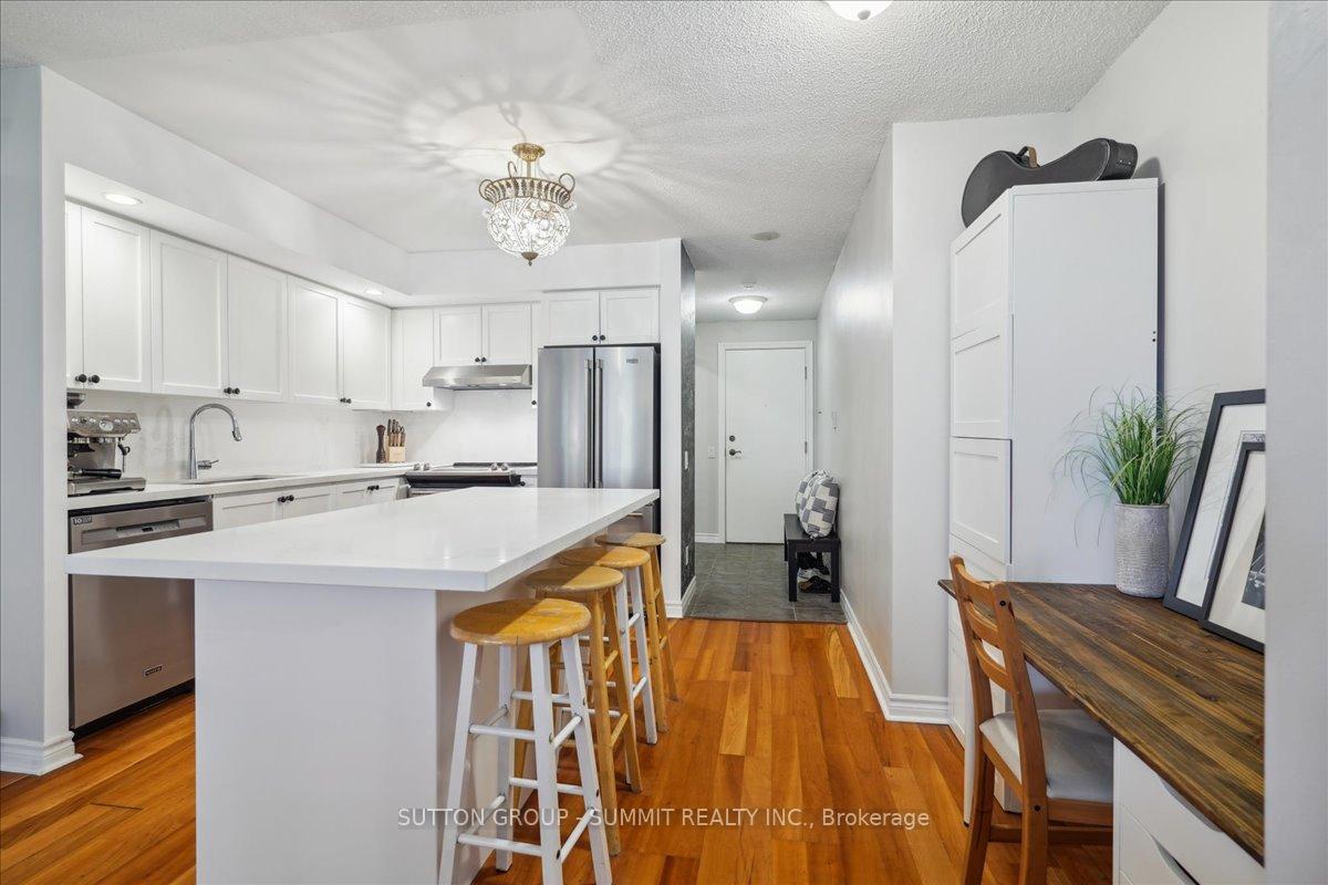 Photo 13 of Unit 511, 5229 Dundas Street W, Etobicoke, Islington-City Centre West — HOMEH