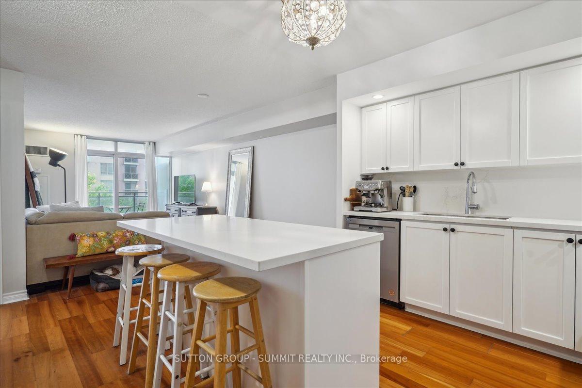 Photo 16 of Unit 511, 5229 Dundas Street W, Etobicoke, Islington-City Centre West — HOMEH