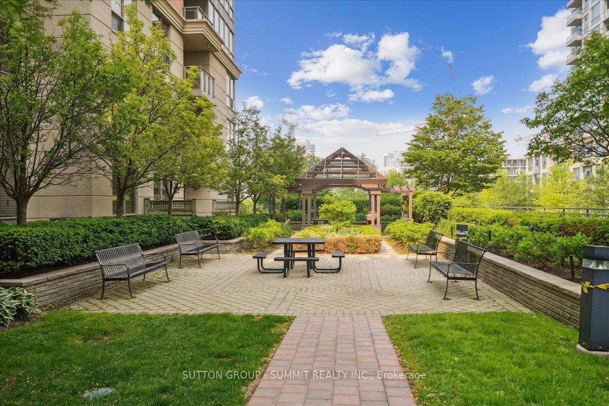 Photo 32 of Unit 511, 5229 Dundas Street W, Etobicoke, Islington-City Centre West — HOMEH