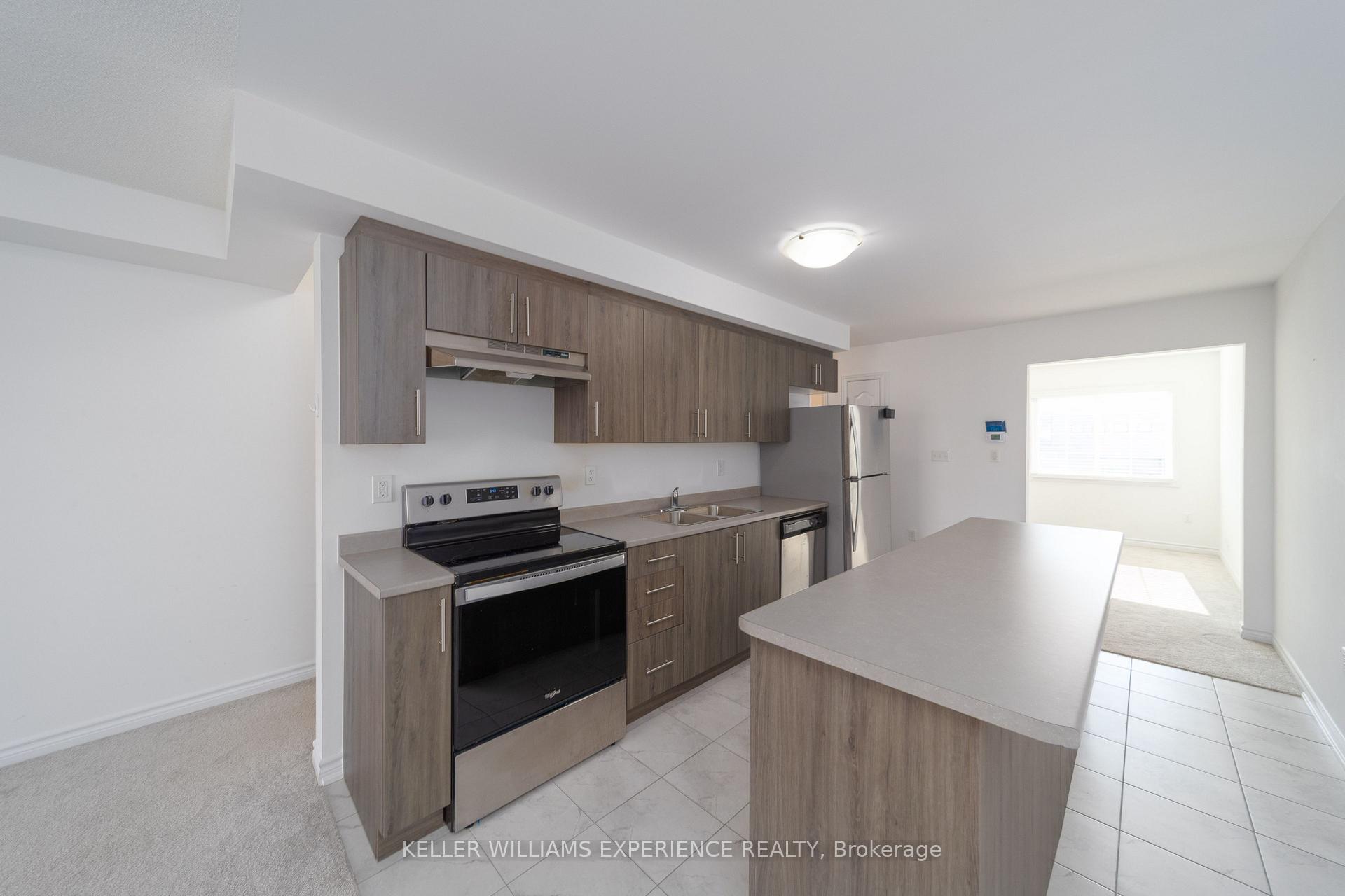 Photo 2 of 41 Andean Lane, Barrie, Rural Barrie Southwest — HOMEH