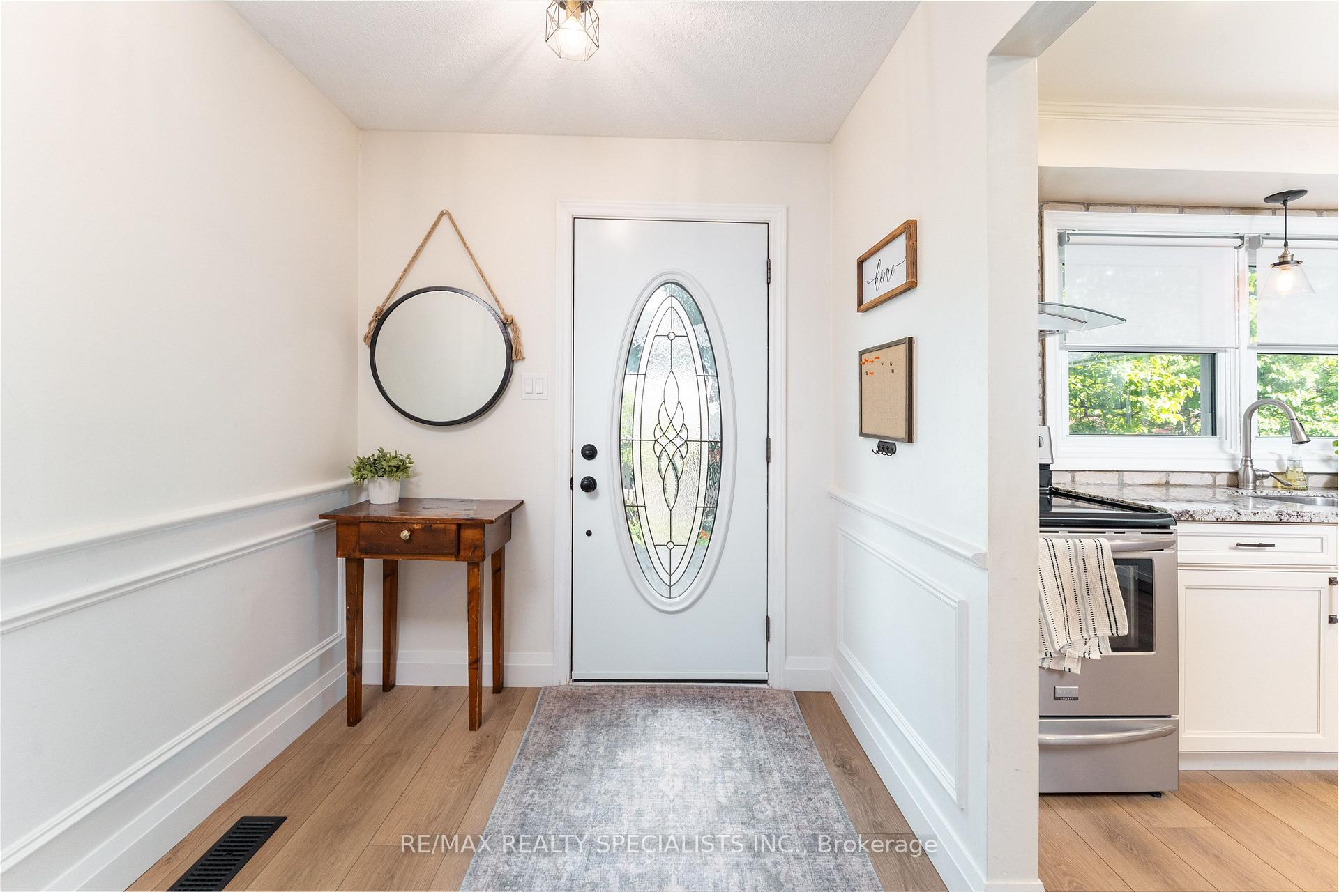 Photo 6 of Unit 3, 2230 Upper Middle Road, Burlington, Brant Hills — HOMEH