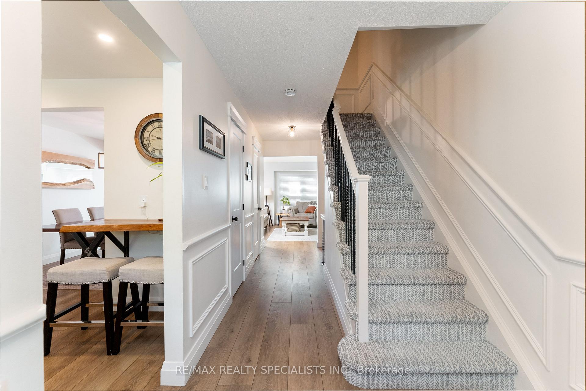 Photo 7 of Unit 3, 2230 Upper Middle Road, Burlington, Brant Hills — HOMEH