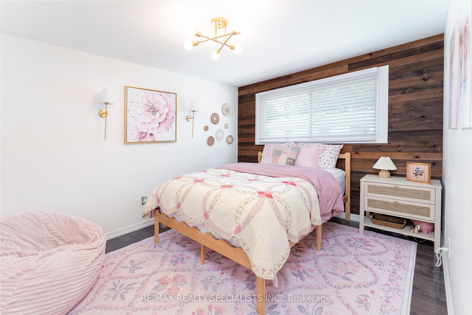 Photo 20 of Unit 3, 2230 Upper Middle Road, Burlington, Brant Hills — HOMEH